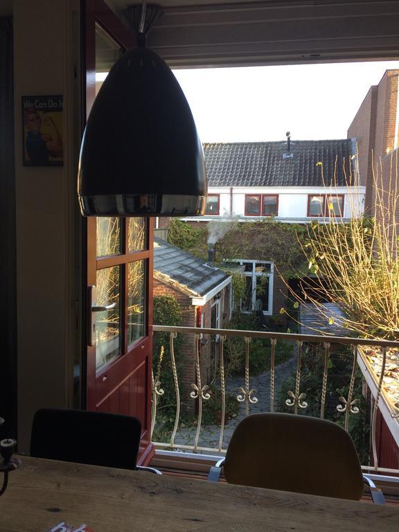 Gastenverblijf Door De Poort Tilburg Esterno foto